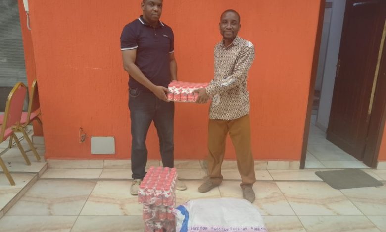 Photo of Ramadan 2025 – Dominique Ouattara offre du sucre et du lait à L’Intelligent d’Abidjan