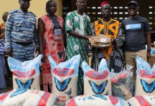 Photo of Aide à la scolarisation : La Fondation Tchépé offre des kits, tenues scolaires et vélos aux écoliers de Ponvogo