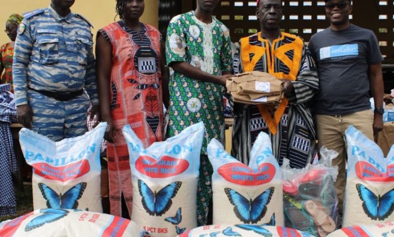 Photo of Aide à la scolarisation : La Fondation Tchépé offre des kits, tenues scolaires et vélos aux écoliers de Ponvogo