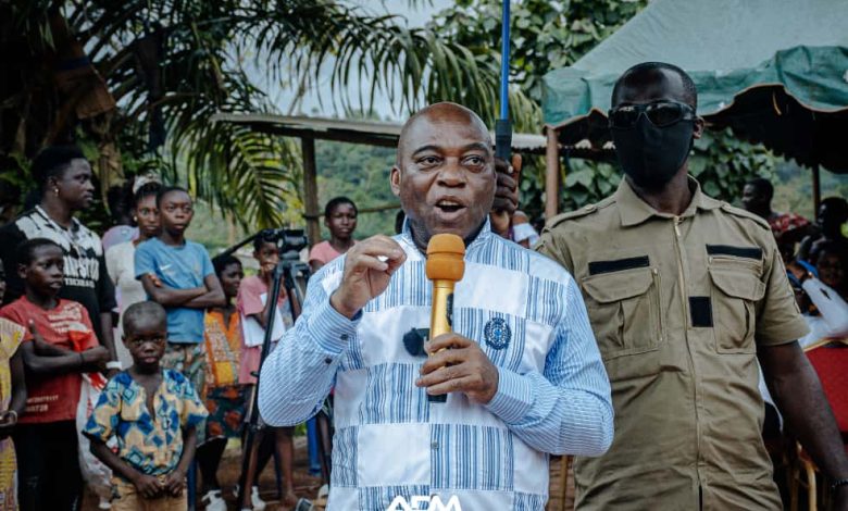 Photo of Présidentielle 2025: Ahoua Don-Mello exhorte les populations à retirer leurs cartes d’électeur