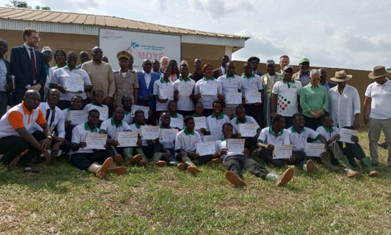 Photo of District de Yamoussoukro  :  Le Centre horticole Moyé de Toumbokro remet ses premières attestations