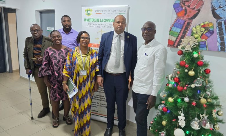 Photo of Communication: Les journalistes fonctionnaires très préoccupés